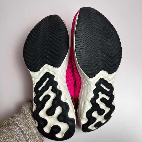 Nike React Phantom Run Flyknit 2 Neon Pink Tiger size 10 shoes sneakers running - Picture 5 of 8